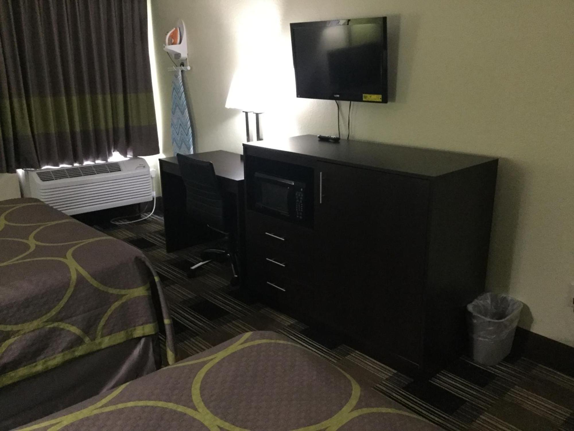 Super 8 By Wyndham Greer/Spartanburg Area Bagian luar foto