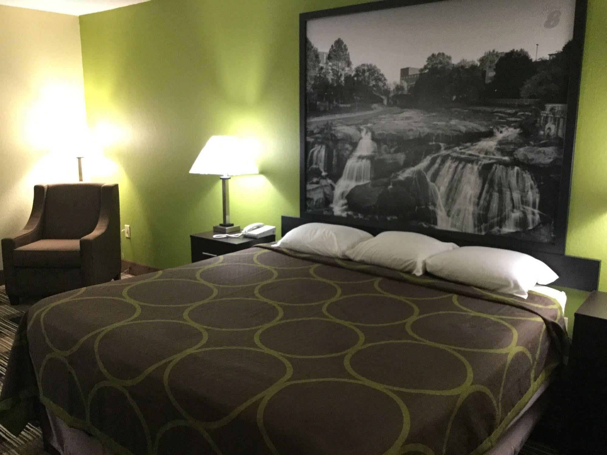 Super 8 By Wyndham Greer/Spartanburg Area Bagian luar foto