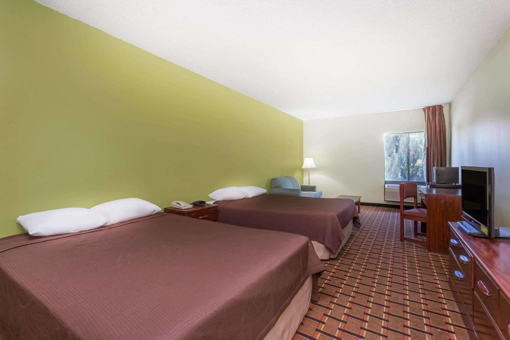 Super 8 By Wyndham Greer/Spartanburg Area Bagian luar foto